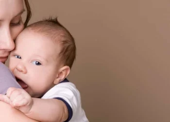 get pregnant while breastfeeding