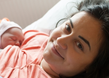 early days of breastfeeding