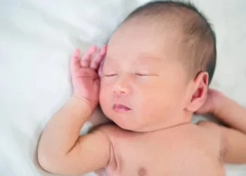 1 week old baby