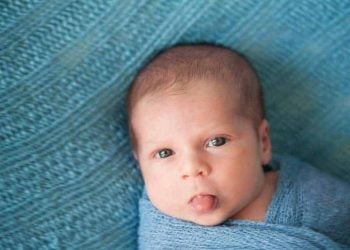 3 week old baby