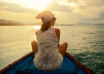 Should Mothers Go Traveling Without Their Kids