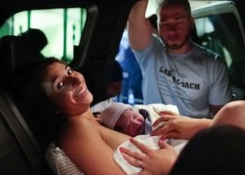 Amazing Photographs Capture A Car Park Birth