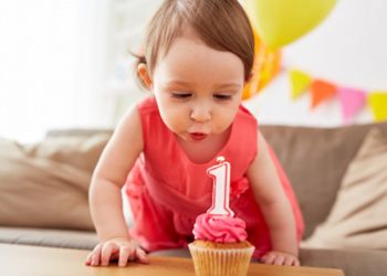 Week Old Baby Your Baby Week By Week