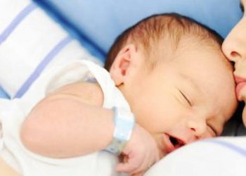 Baby Led Attachment – The Big Benefits And How To Do It