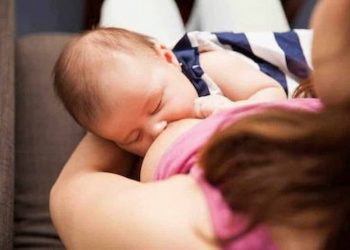 How Your Breasts Eat Themselves When You Stop Breastfeeding