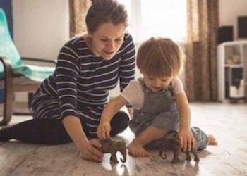 Reasons Why We Need To Stop Shaming Stay At Home Mamas