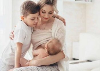 Doctors Call For Children To Be Taught About Breastfeeding In Schools