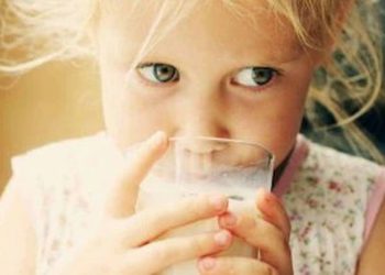 Kids Who Drink Skim Milk Are More Likely To Be Overweight Study Finds